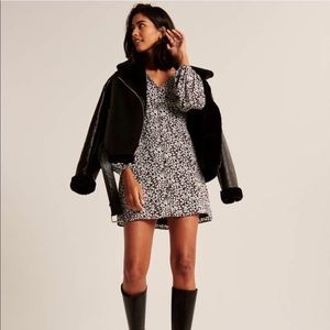 Abercrombie Long Sleeve V Neck Mini Dress
